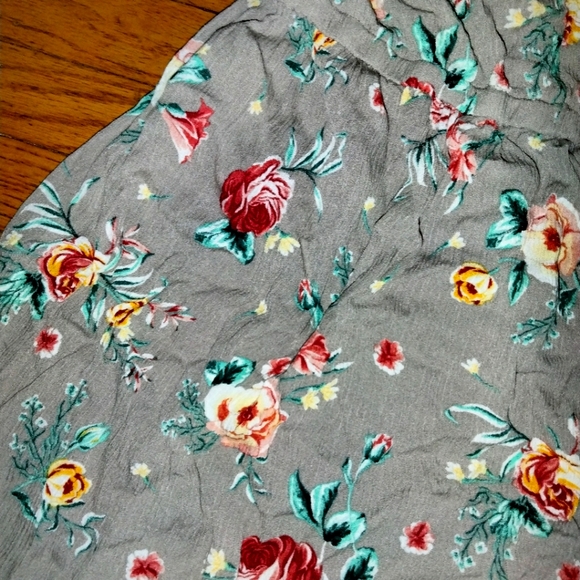 Gauze babydoll top Torrid floral tunic high low size 00 or size 10 women NEW - Picture 5 of 6